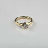 18K-Designer-Solitärring - Gelbgold 750/000, exklu - photo 9