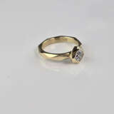 18K-Designer-Solitärring - Gelbgold 750/000, exklu - photo 1