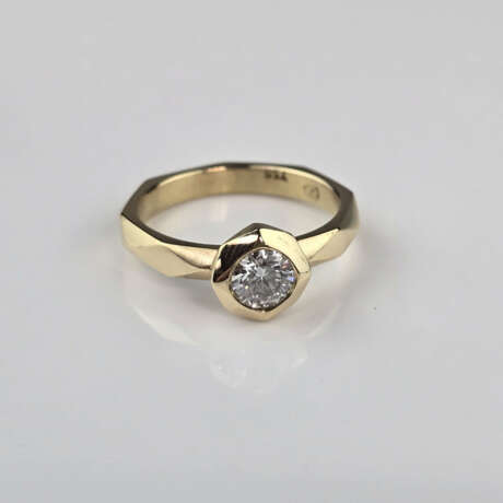 18K-Designer-Solitärring - Gelbgold 750/000, exklu - photo 2