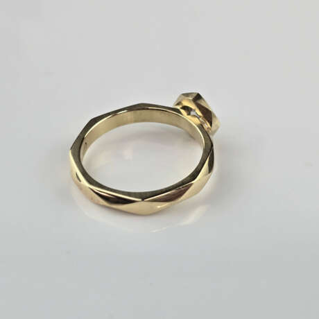 18K-Designer-Solitärring - Gelbgold 750/000, exklu - photo 3