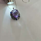 Amethystanhänger mit Saphiren und Diamanten an Ket - photo 5