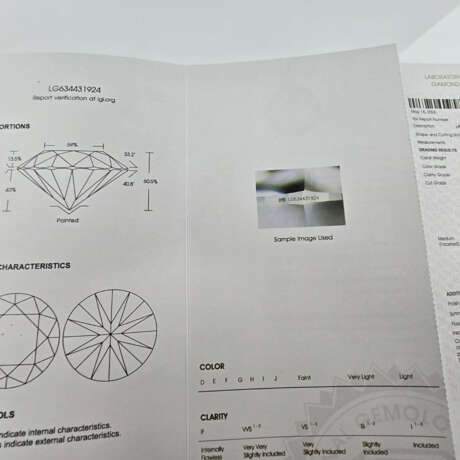 Loser Diamant von 5,00 ct. mit Lasersignatur - Lab - photo 3