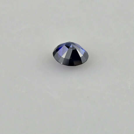 Loser Saphir von 4,71 ct. - synthetisch, intensive - Foto 4