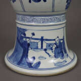 Blau-weiße Gu-förmige Vase - China, ausgehende Qin - photo 7