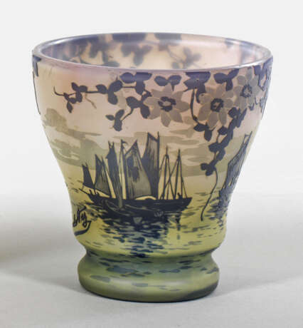 Jugendstil-Vase - photo 1