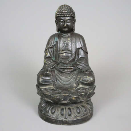 Figur des Buddha Amitabha - China, Metallguss dunk - фото 1