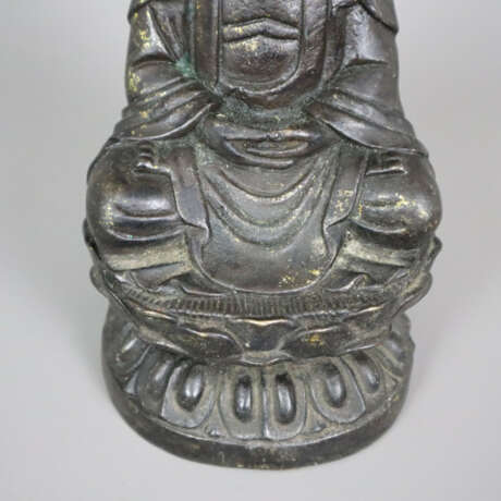 Figur des Buddha Amitabha - China, Metallguss dunk - фото 4