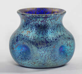 Kleine Vase mit "Cobalt Papillon"-Dekor