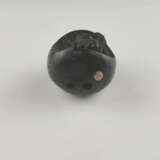 Katabori-Netsuke "Wespe auf Frucht" - Japan, 1.Häl - photo 5