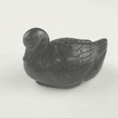 Katabori-Netsuke "Ente" - Japan, 1.Hälfte 20.Jh.,