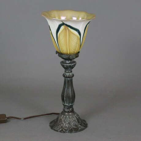 Jugendstil Tischlampe - um 1900/10, floral reliefi - photo 1