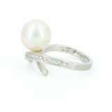 PEARL-DIAMOND-SET: RING, PENDANT AND CLIP-STUD-EARRINGS - photo 6