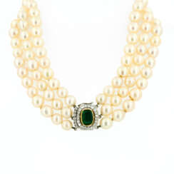 PEARL-EMERALD-DIAMOND-NECKLACE