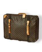 Louis Vuitton. SATELIT 70. SUITCASE