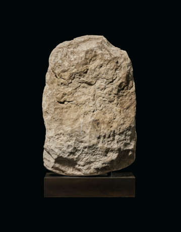 AN EGYPTIAN LIMESTONE ROUND-TOPPED STELE - photo 3