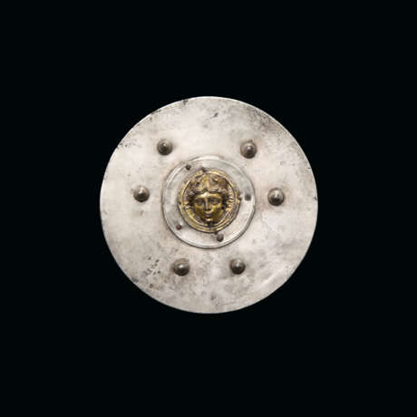 A PARTHIAN SILVER-GILT PHALERA WITH A MEDUSA HEAD - photo 1