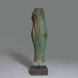 A GREEK BRONZE GREAVE - photo 2