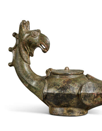 A ROMAN BRONZE OIL LAMP - Foto 4