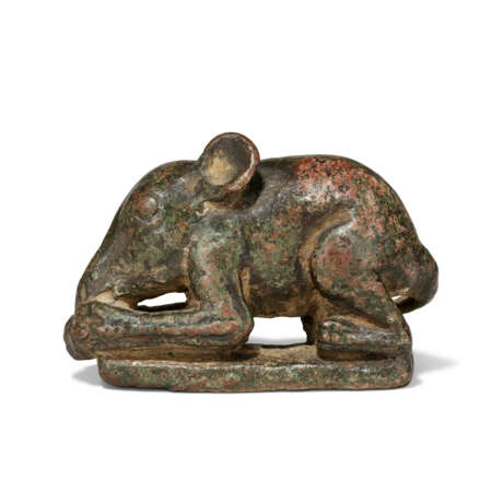 A ROMAN BRONZE MOUSE - photo 1