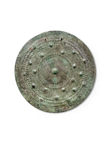 A VILLANOVAN BRONZE SHIELD BOSS - Foto 1