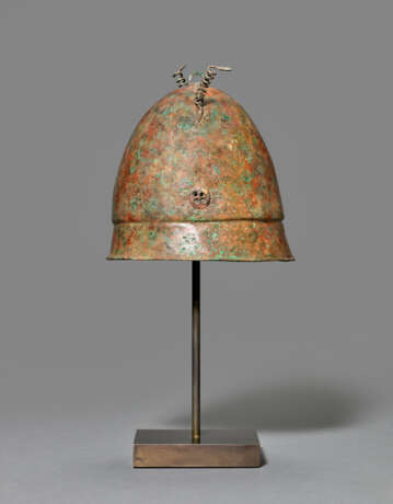 A GREEK BRONZE PILOS HELMET - фото 3