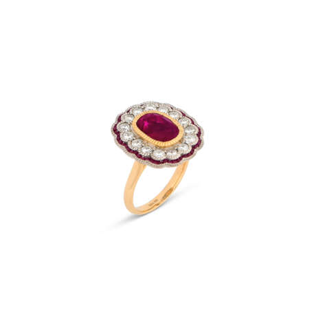 NO RESERVE | RUBY AND DIAMOND RING - фото 3