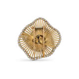 VAN CLEEF & ARPELS MID-20TH CENTURY DIAMOND 'TOURBILLON' CLIP-BROOCH - Foto 3