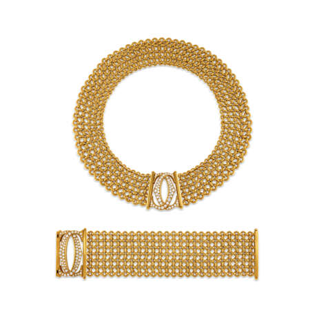 CARTIER SET OF DIAMOND AND GOLD 'C DE CARTIER' JEWELLERY - фото 1