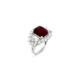 NO RESERVE | RUBY AND DIAMOND RING - Foto 3