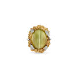 CAT'S EYE CHRYSOBERYL AND DIAMOND RING - photo 1