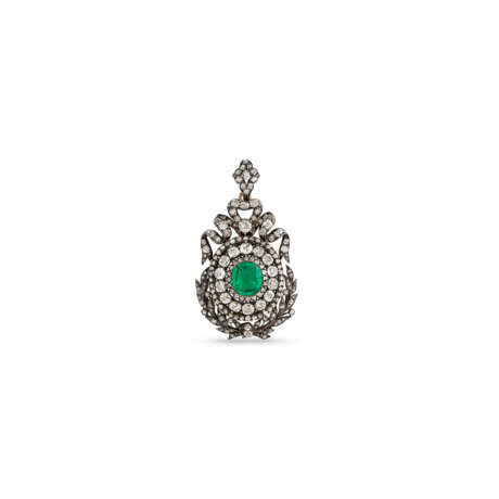 EMERALD AND DIAMOND PENDANT/BROOCH - photo 1