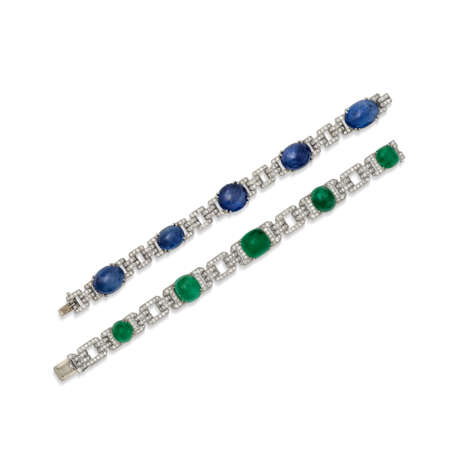 ART DECO TWO SAPPHIRE, STAR SAPPHIRE, EMERALD AND DIAMOND BRACELETS, ATTRIBUTED TO CHAUMET - Foto 1