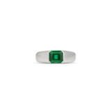 CARTIER EMERALD AND DIAMOND RING - Foto 1