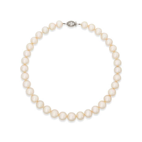 CULTURED PEARL AND DIAMOND NECKLACE - photo 1