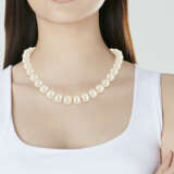 CULTURED PEARL AND DIAMOND NECKLACE - photo 2