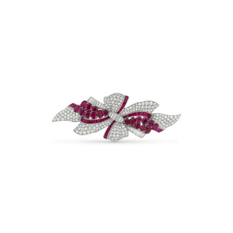 TRABERT & HOEFFER MAUBOUSSIN RUBY AND DIAMOND DOUBLE CLIP-BROOCH - photo 1