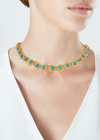 VAN CLEEF & ARPELS MID-20TH CENTURY TURQUOISE AND DIAMOND NECKLACE - photo 2