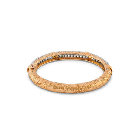 VAN CLEEF & ARPELS DIAMOND BANGLE - Foto 2