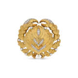 NO RESERVE | DAVID WEBB DIAMOND AND GOLD CRAB BROOCH - photo 1