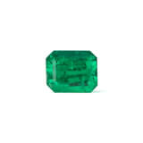 NO RESERVE | UNMOUNTED EMERALD - photo 1