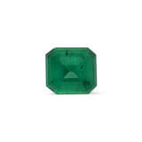 UNMOUNTED EMERALD - photo 3