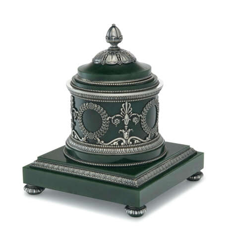 A SILVER-MOUNTED NEPHRITE INKWELL - photo 1