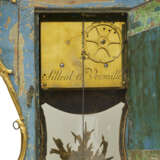 A LOUIS XV ORMOLU-MOUNTED WHITE ENAMELED AND GOLD FOIL CARTEL CLOCK - фото 4