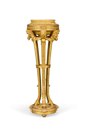 A LOUIS XVI GILTWOOD TORCHERE - фото 2