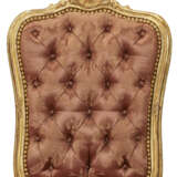 A PAIR OF LOUIS XV GILTWOOD CHAUFFEUSES - photo 5