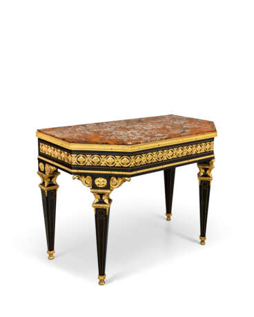 A LATE LOUIS XV ORMOLU-MOUNTED EBONY SIDE TABLE - photo 3