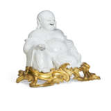 A LOUIS XV ORMOLU-MOUNTED CHINESE BLANC-DE-CHINE PORCELAIN FIGURE OF A LAUGHING BUDDHA - photo 2