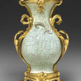 A LOUIS XV ORMOLU-MOUNTED CHINESE CRACKLE-GLAZED CELADON PORCELAIN VASE - фото 1