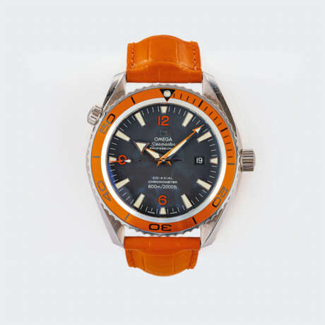 Omega. Herren-Armbanduhr 'Seamaster Planet Ocean'. - фото 1