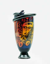 Ulrica Hydman-Vallien (Stockholm 1938 - Eriksmala 2018). Graal-Vase 'Snakes'.